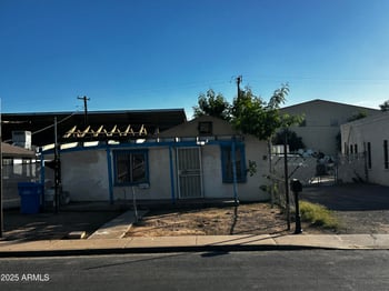 1711 Latham St, Phoenix, AZ 85007