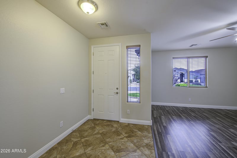 1711 Paisley Dr, San Tan Valley, AZ 85144