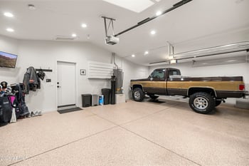 1711 W Springfield Way, Chandler, AZ 85286