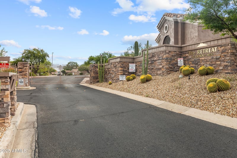 1711 Waltann Ln, Phoenix, AZ 85022