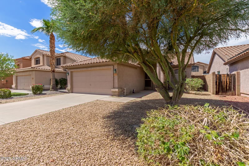 17112 Woodrose Ave, Surprise, AZ 85374