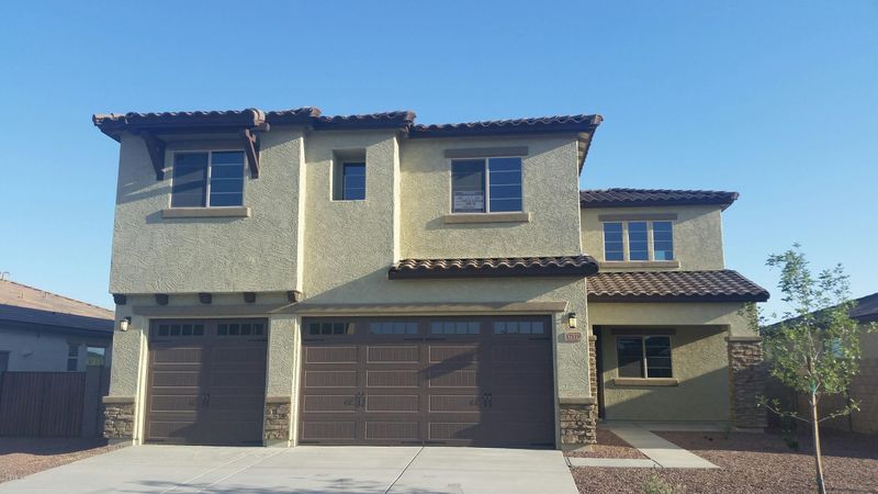 17119 W Echo Ln, Waddell, AZ 85355