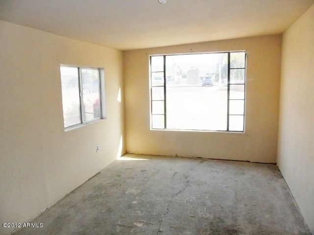 1712 E Bowker St, Phoenix, AZ 85040