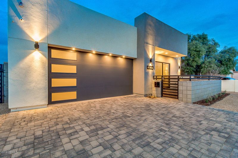 1712 E Palm Ln, Phoenix, AZ 85006