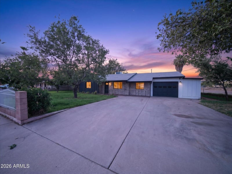 1712 E Whitton Ave, Phoenix, AZ 85016