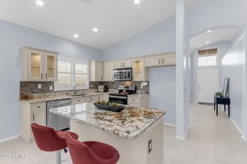 1712 Saratoga St, Gilbert, AZ 85296