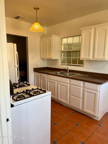 1712 Weldon Ave, Phoenix, AZ 85015