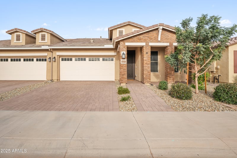 17122 Artemisa Ave, Surprise, AZ 85387