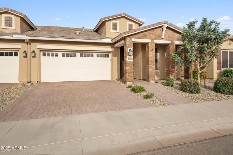 17122 Artemisa Ave, Surprise, AZ 85387