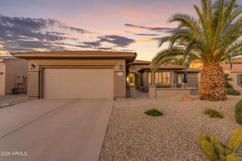 17126 Red Cliff Dr, Surprise, AZ 85387