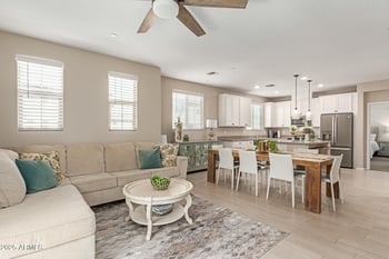 1713 Bridgeport Pw, Gilbert, AZ 85295