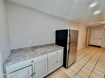 1714 32nd St, Phoenix, AZ 85008
