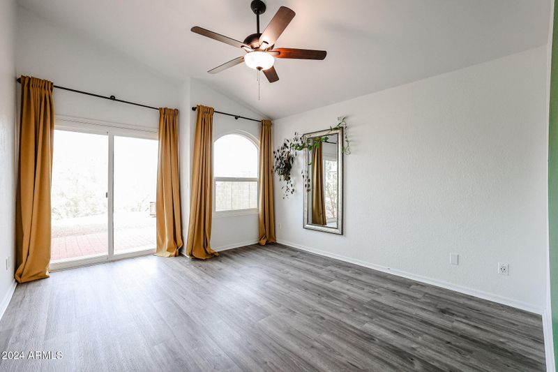 1714 E Behrend Dr, Phoenix, AZ 85024