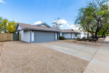 1714 Manor St, Chandler, AZ 85224