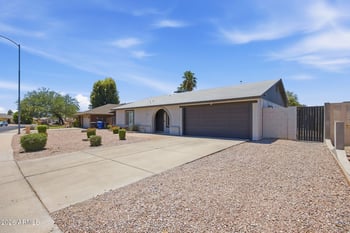 1714 Almond --, Mesa, AZ 85204