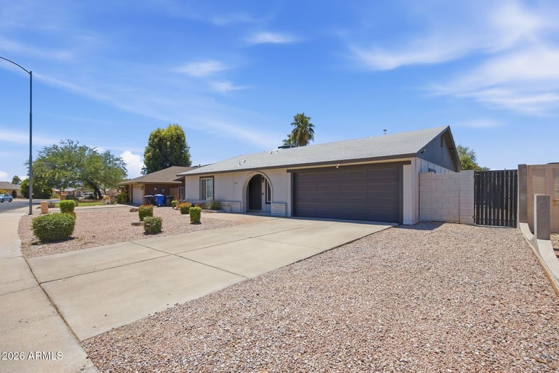 1714 S Almond --, Mesa, AZ 85204