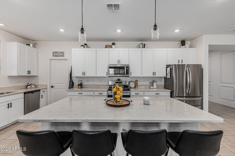 17140 Running Deer Trl, Surprise, AZ 85387