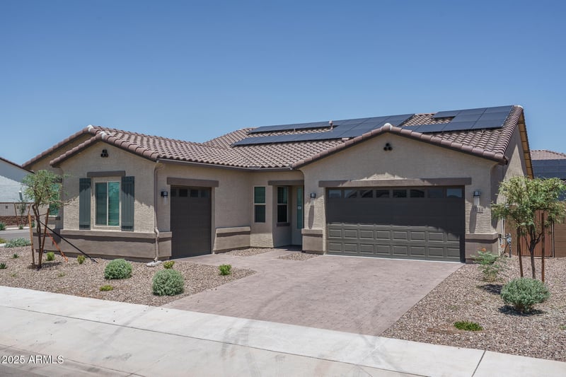 17144 Mariposa Grande Blvd, Surprise, AZ 85387