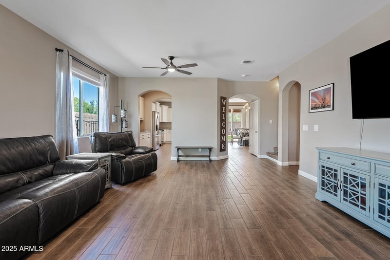17149 Lisbon Ln, Surprise, AZ 85388