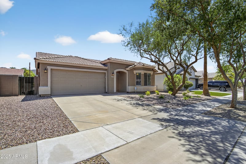 1715 Branham Ln, Phoenix, AZ 85042