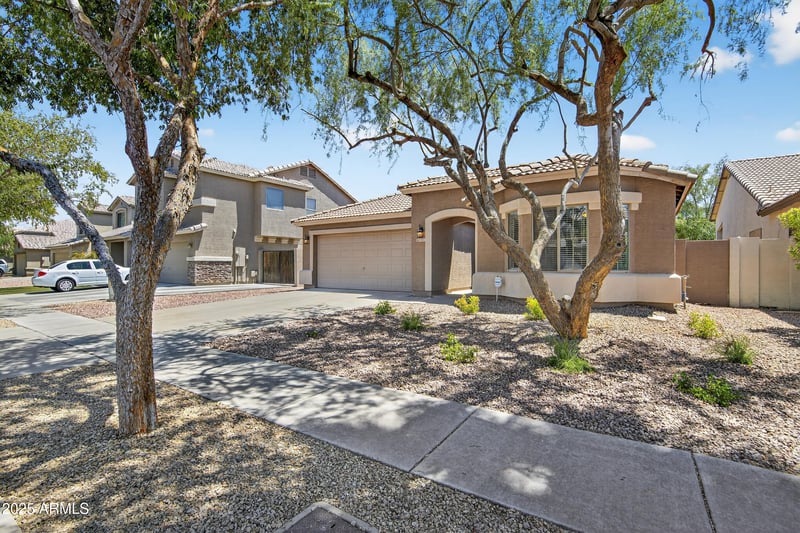 1715 Branham Ln, Phoenix, AZ 85042