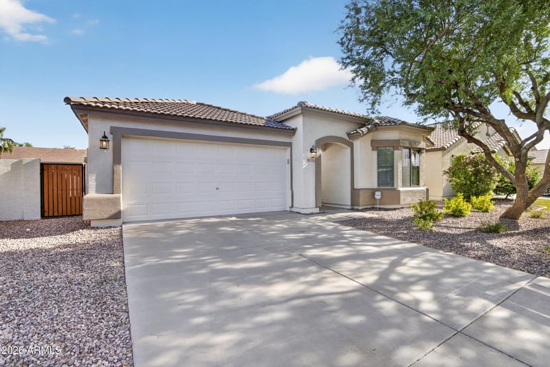 1715 E Branham Ln, Phoenix, AZ 85042