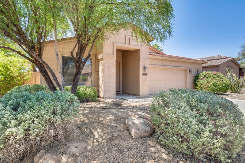 1715 W Deer Creek Rd, Phoenix, AZ 85045