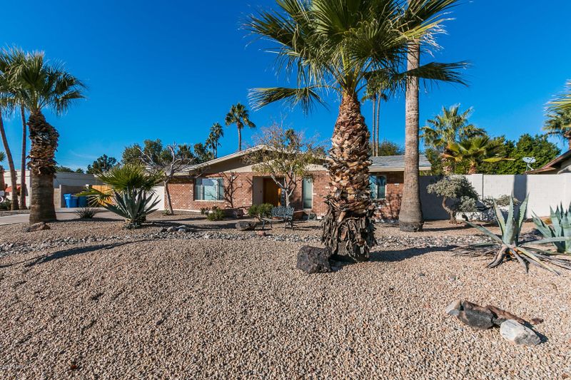 1716 E Aurelius Ave, Phoenix, AZ 85020