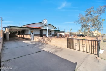 1716 Hadley St, Phoenix, AZ 85007