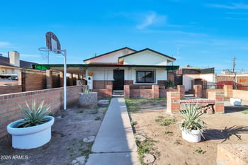 1716 Hadley St, Phoenix, AZ 85007