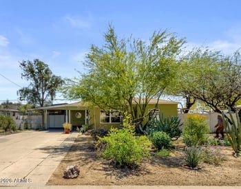 1717 Clarendon Ave, Phoenix, AZ 85015