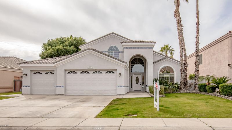 1717 E Coco Palm Ct, Gilbert, AZ 85234