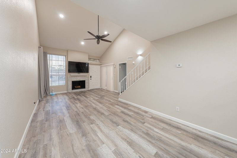 1717 E Union Hills Dr #1045, Phoenix, AZ 85024