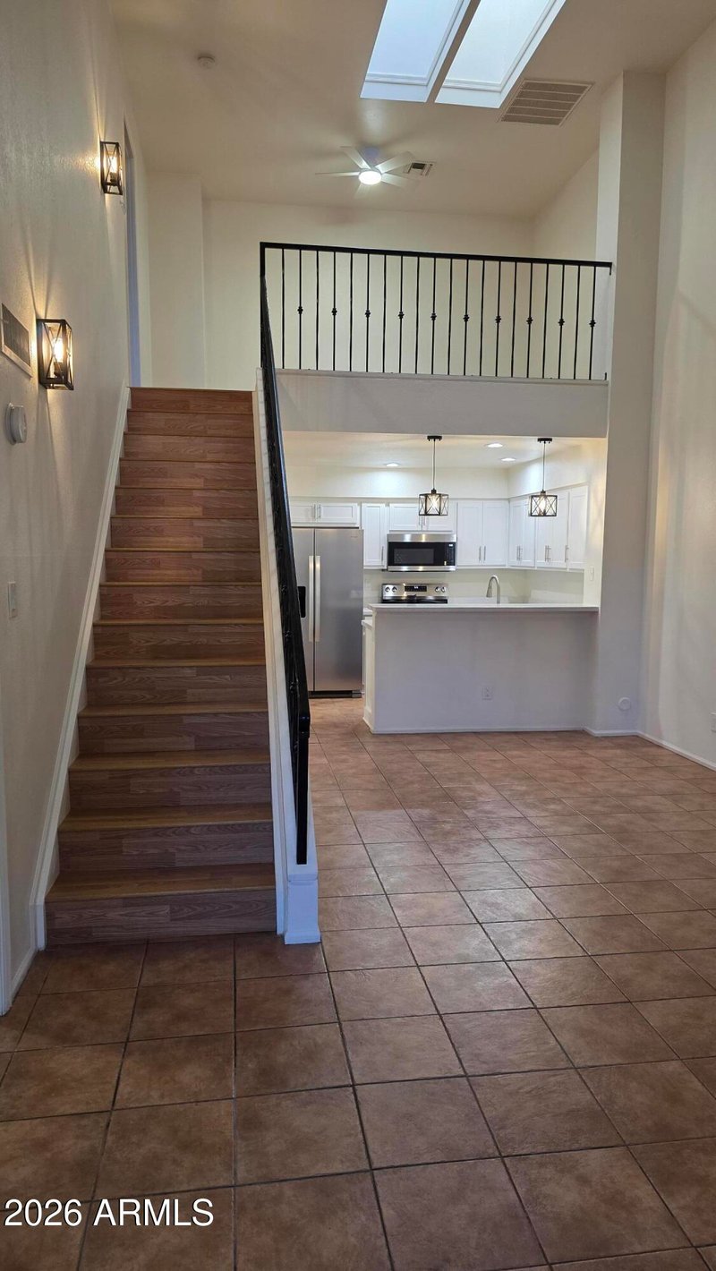 1717 E Union Hills Dr #1095, Phoenix, AZ 85024