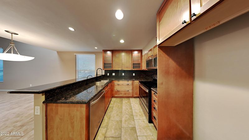 1717 E Union Hills Dr #2034, Phoenix, AZ 85024