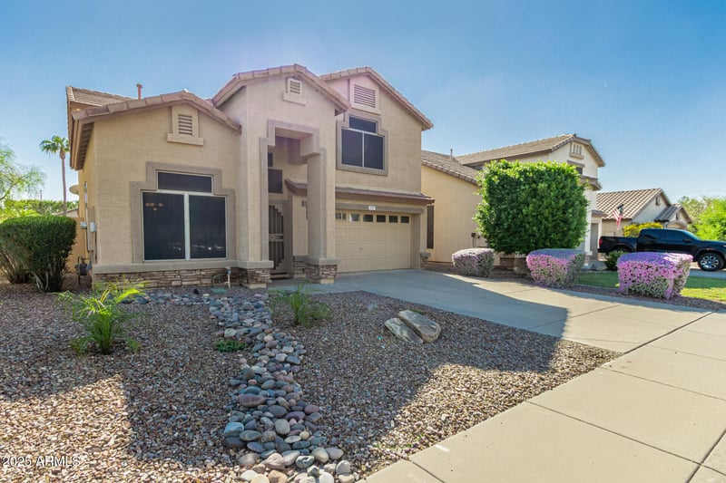 1717 Milky Way, Gilbert, AZ 85295