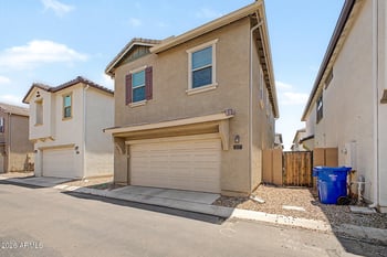 1717 82nd Pl, Mesa, AZ 85209