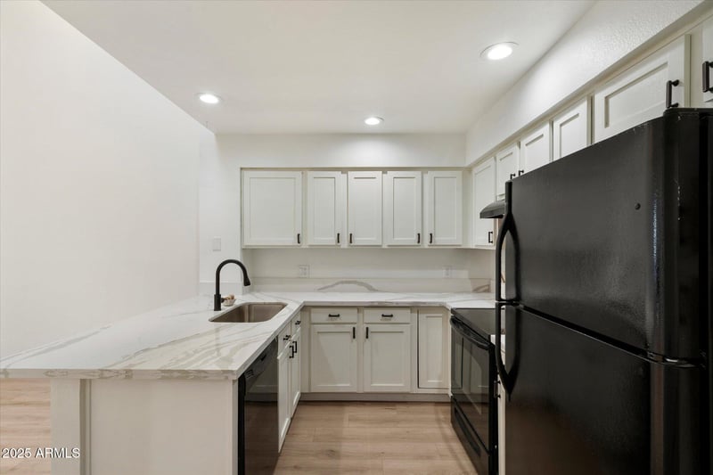 1717 Union Hills Dr #1030, Phoenix, AZ 85024