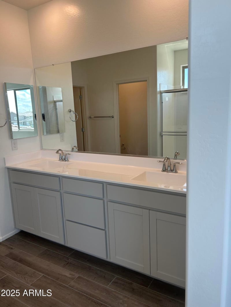 17173 Corrine Dr, Surprise, AZ 85388