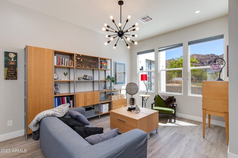 1718 E Beth Dr, Phoenix, AZ 85042