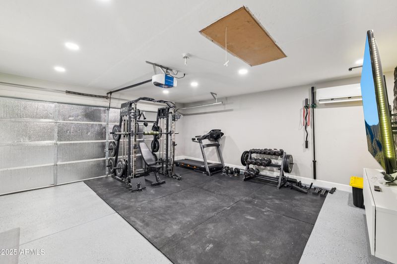 1718 E Harwell Rd, Phoenix, AZ 85042