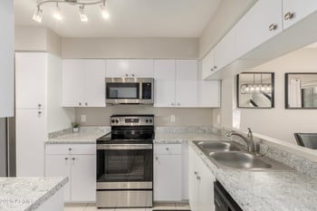 1718 Longmore St #34, Mesa, AZ 85202