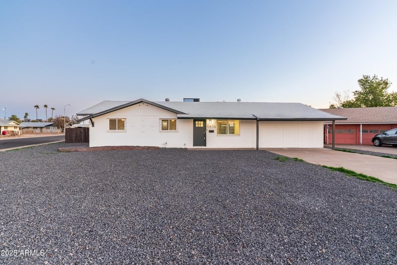1718 Marilyn Ann Dr, Tempe, AZ 85281