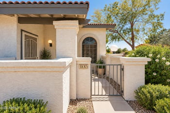 1718 S Longmore St #103, Mesa, AZ 85202