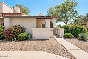 1718 S Longmore St #103, Mesa, AZ 85202