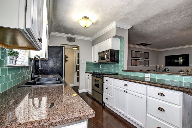 1718 W State Ave, Phoenix, AZ 85021