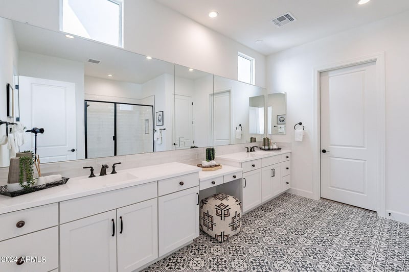 17187 Piperton St, Surprise, AZ 85388