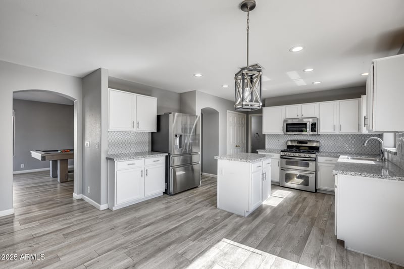 17188 51st Dr, Glendale, AZ 85308