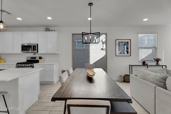 1719 82nd Pl, Mesa, AZ 85209