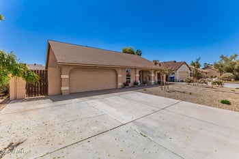 1719 Shawnee Dr, Chandler, AZ 85224